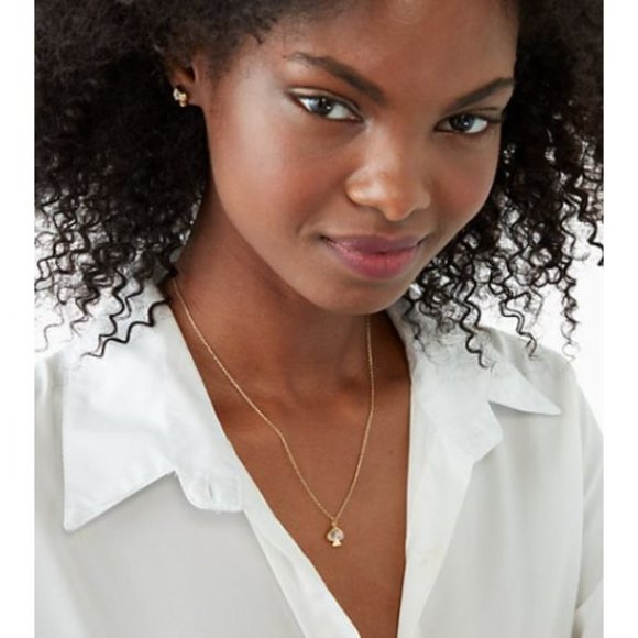 🎁 SOLD 🎁 Kate Spade Everyday Spade Stone Studs and Pendant Set - Picture 2 of 6